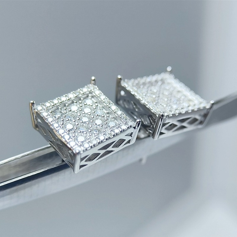 Women's 0.7 Carat S925 Silver Hip Hop Moissanite Square Stud Earrings